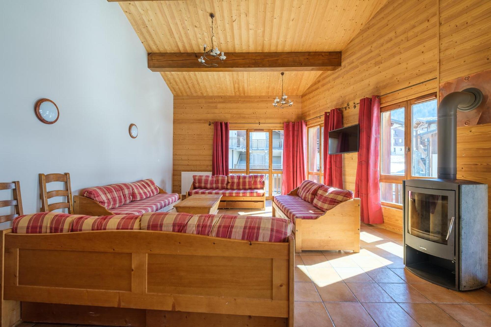 Residence Les Balcons De Val Cenis Village Lanslevillard Eksteriør billede